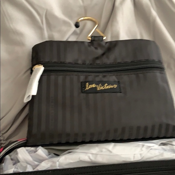 Victoria’s Secret cosmetic bag - Picture 5 of 7